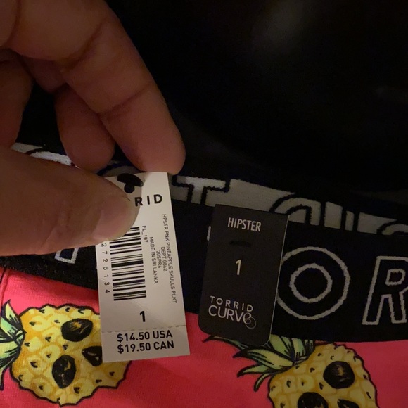 2 Pairs Torrid Panties - Picture 3 of 5